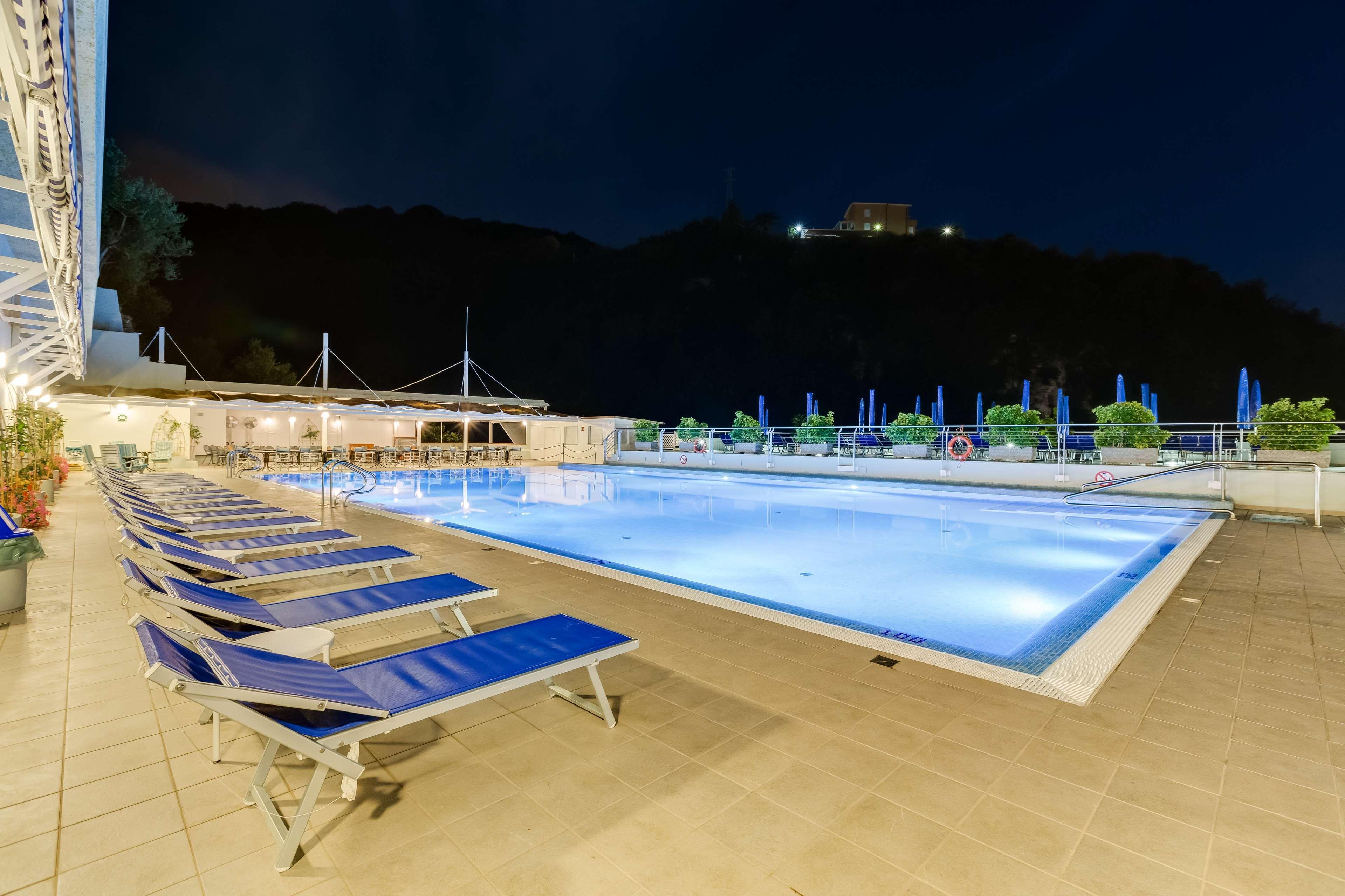 Best Western Hotel La Solara Sorrento Buitenkant foto
