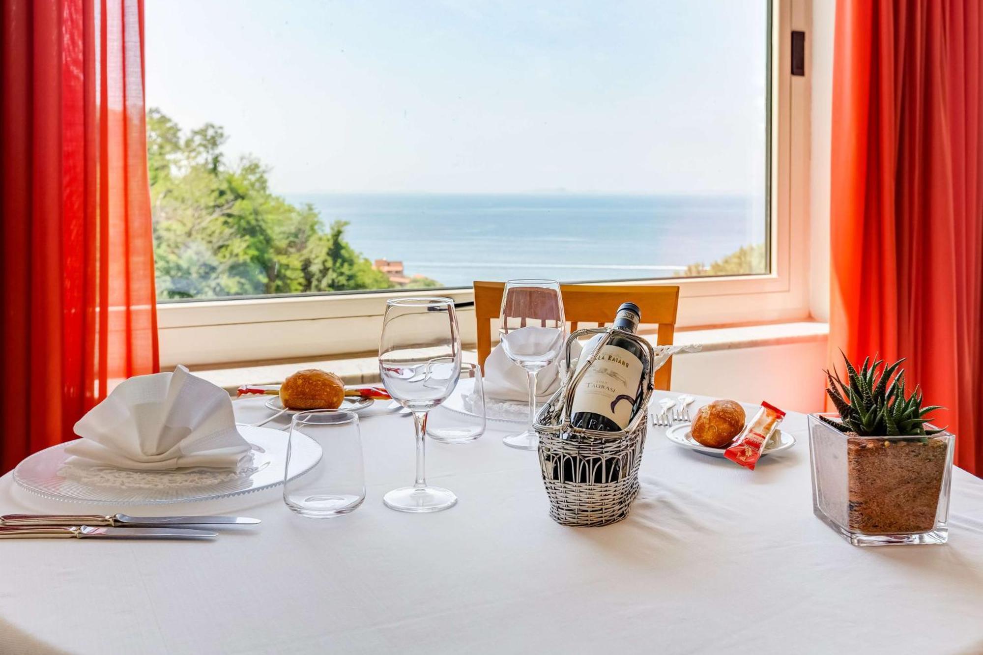Best Western Hotel La Solara Sorrento Buitenkant foto