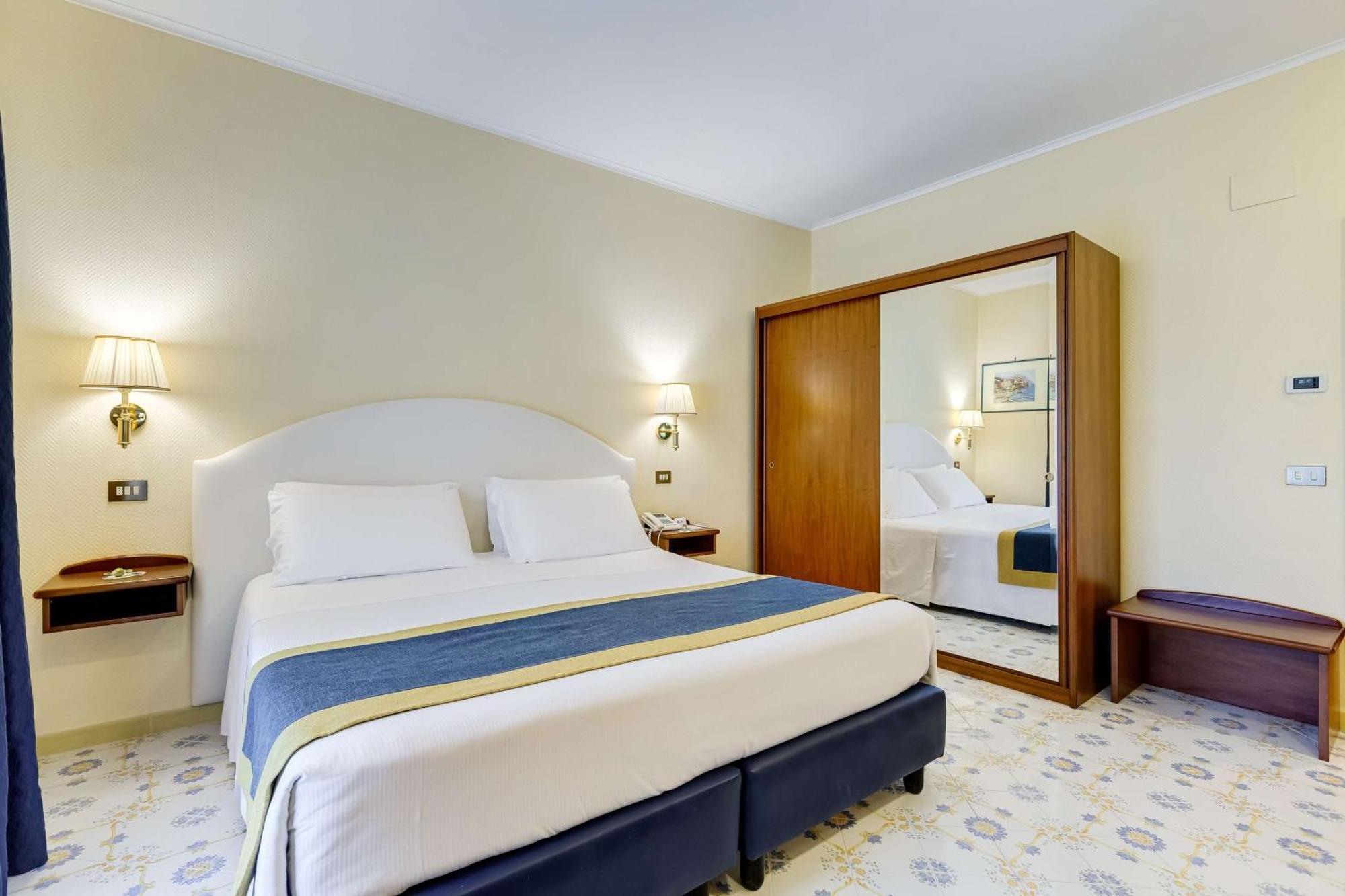 Best Western Hotel La Solara Sorrento Buitenkant foto